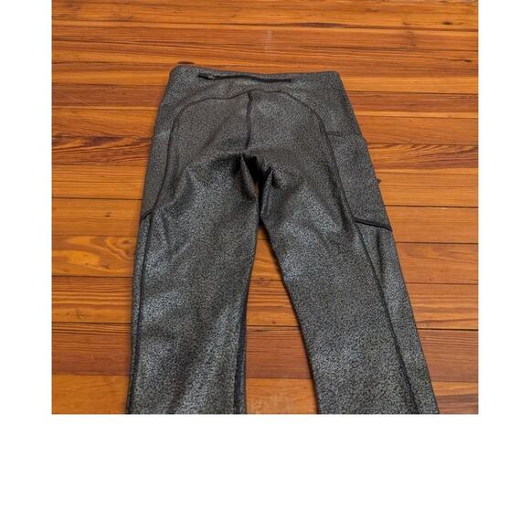 Lululemon Speed Up Tight Foil Color Womens Size 2 Leggings - Picture 4 of 7